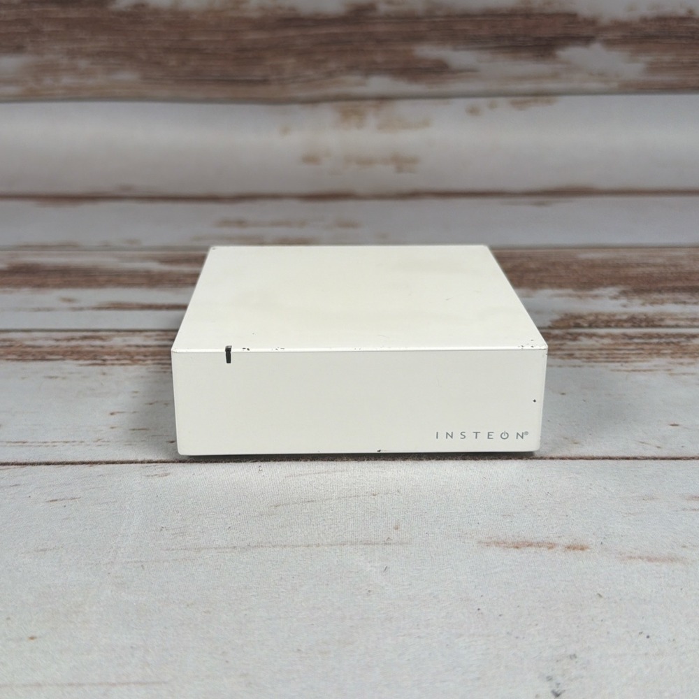 INSTEON Hub 2245-222 Dual Band White Smart Home Controller Base Only